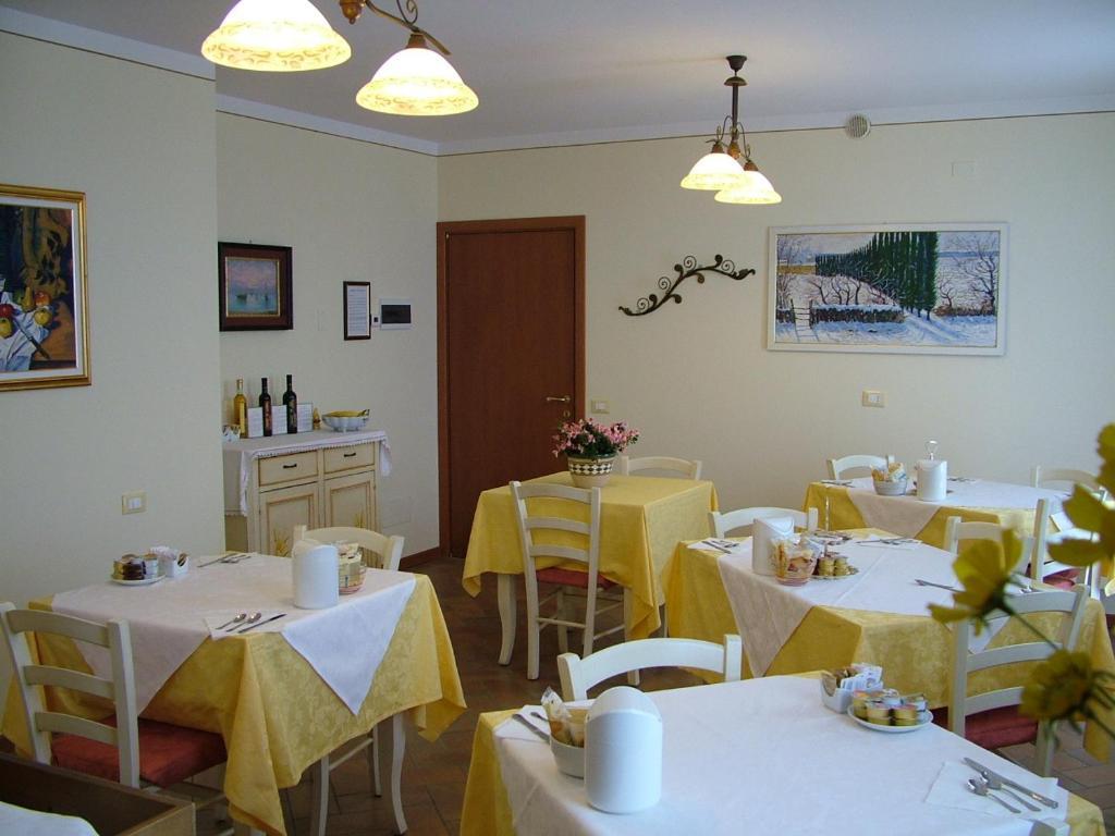 Bb Mambrotta Guest House San Martino Buon Albergo Eksteriør bilde