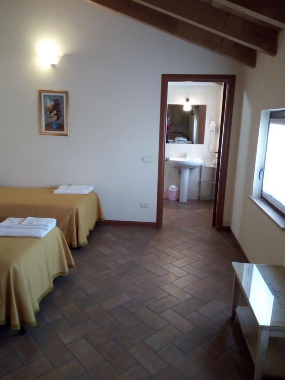 Bb Mambrotta Guest House San Martino Buon Albergo Eksteriør bilde