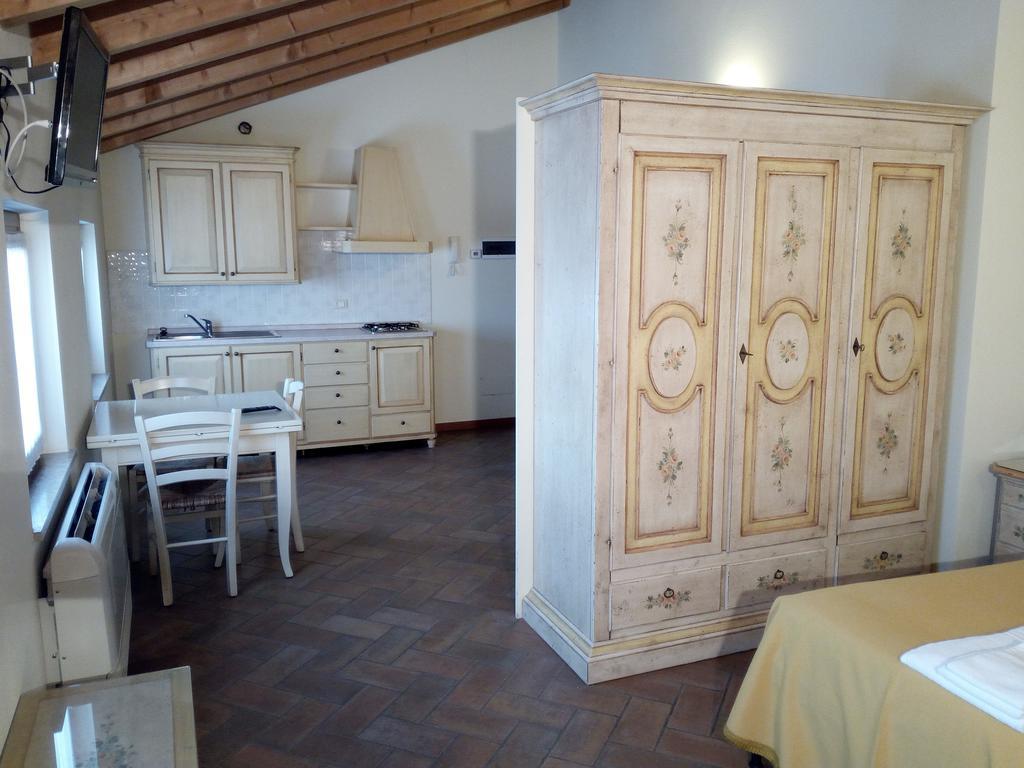 Bb Mambrotta Guest House San Martino Buon Albergo Eksteriør bilde