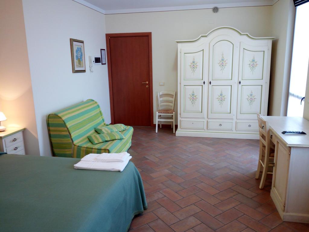 Bb Mambrotta Guest House San Martino Buon Albergo Eksteriør bilde