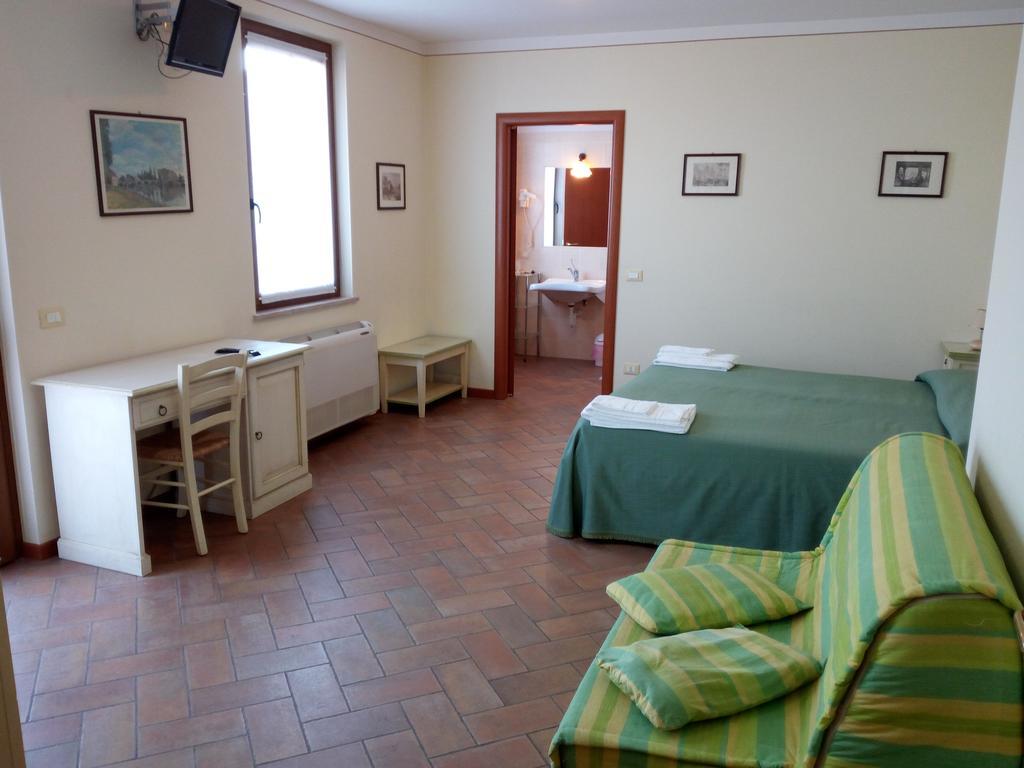 Bb Mambrotta Guest House San Martino Buon Albergo Eksteriør bilde